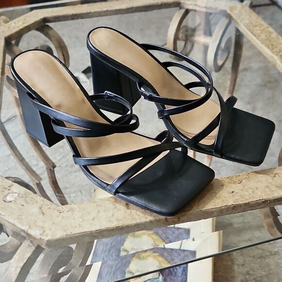 Pretty Little Thing Black Strappy Heels Size 3 - Picture 3 of 10